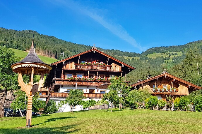 https://travelwithkat.com/wp-content/uploads/2019/07/Alpbach-the-prettiest-village-in-Austria.jpg